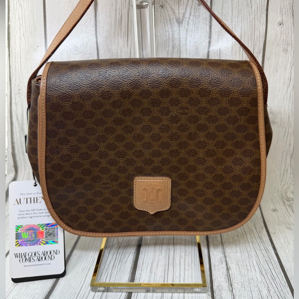 PRELOVED VINTAGE Celine
Brown Coated Canvas Macadam Crossbody